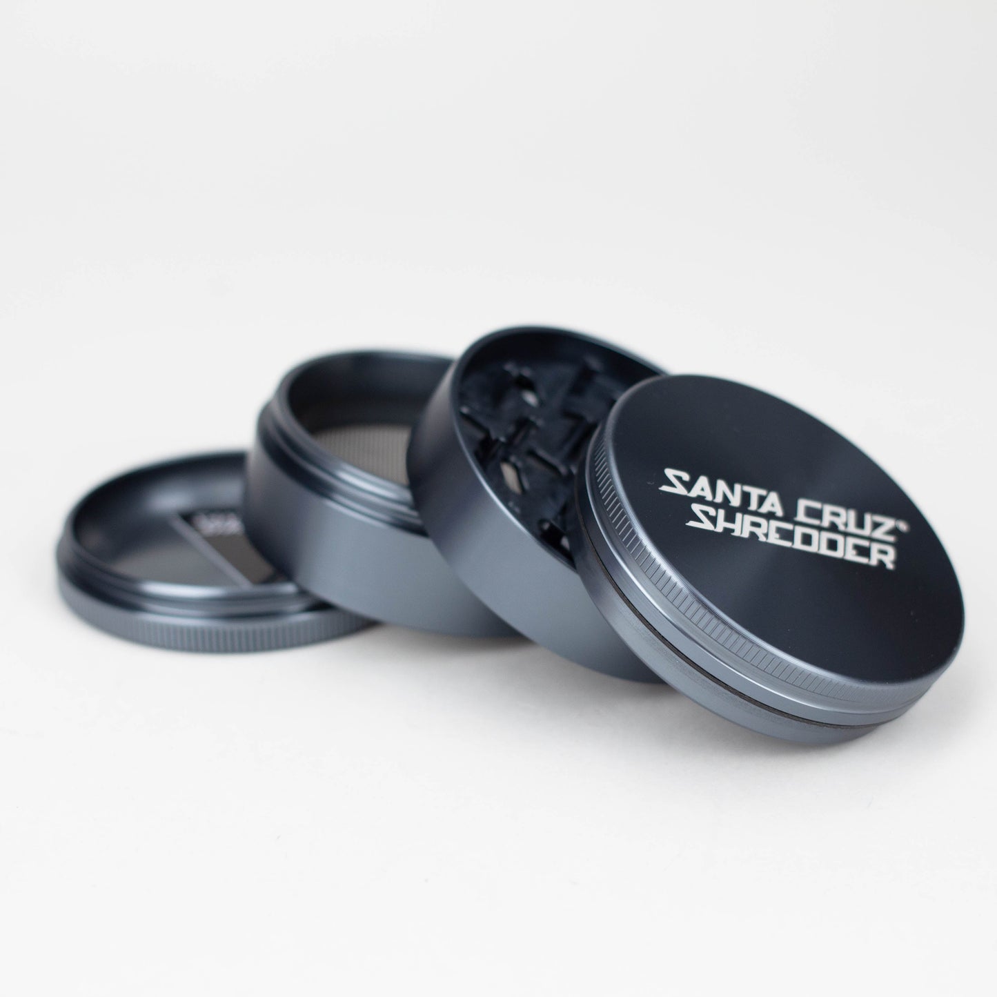 SANTA CRUZ SHREDDER | Large 4-piece Shredder_1